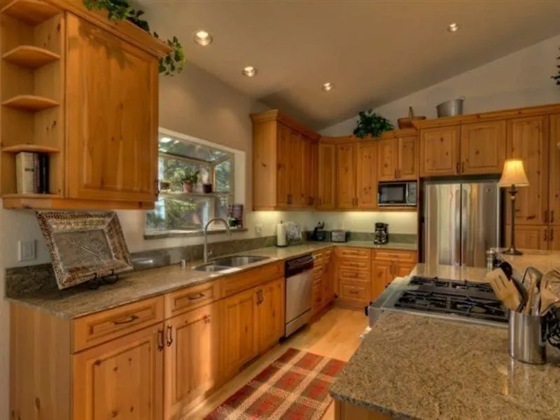 2058 Lukins Way Apartment South Lake Tahoe 0*,  США