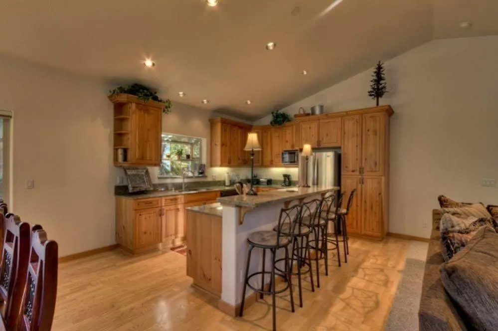 Дом отдыха 2058 Lukins Way Apartment South Lake Tahoe